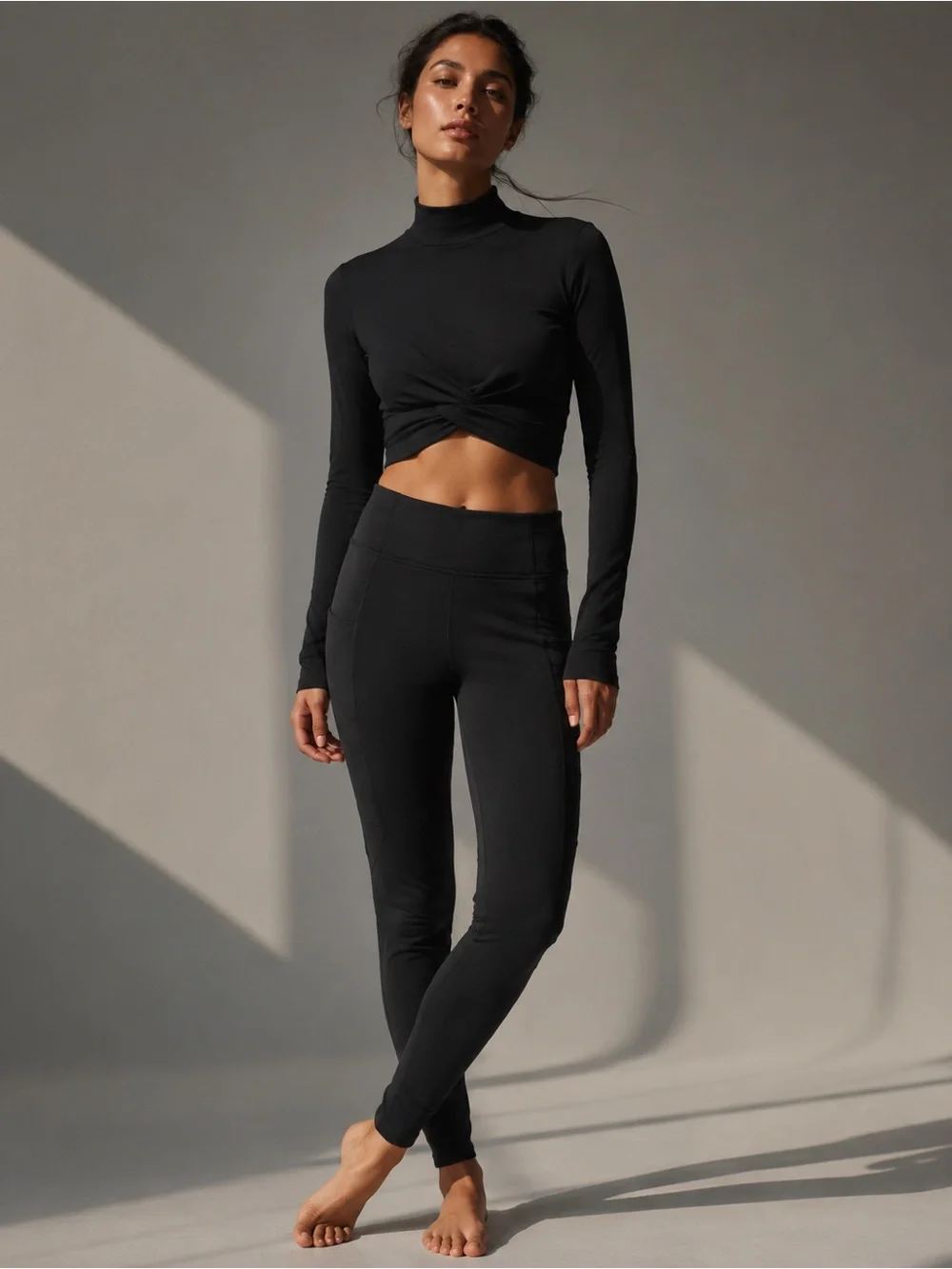 Athleta Black High-Waist Leggings - Sleek Everyday Activewear